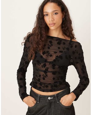 ASOS DESIGN plysch asymmetrisk åtdragen topp i svart
