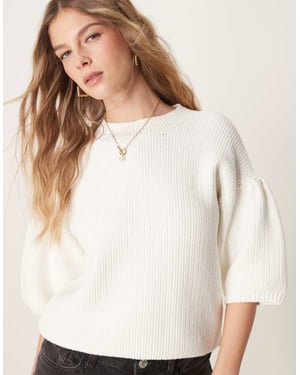 ASOS DESIGN stickad chunky stitch t-shirt i krämfärg