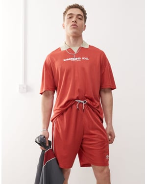 Umbro fotbollströja t-shirt i röd