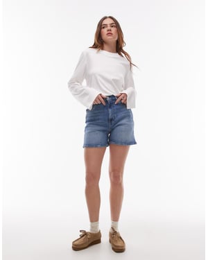 Tommy Jeans mom denim shorts i medtvätt