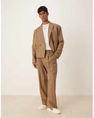 ASOS DESIGN vida byxorna i kostym i brunt