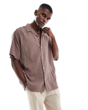 Jack & Jones skjorta med krage i krinklad textur taupe