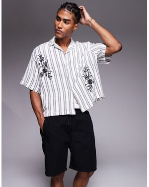 ASOS DESIGN boxy oversized virkad skjorta med broderi i svart och vitt