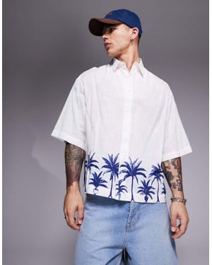 ASOS DESIGN boxy oversized linne-look skjorta med palmtryck i vitt