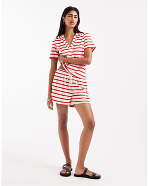 Vero Moda handduksshorts set i röd rand