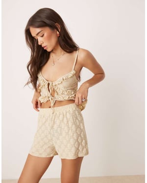 ASOS DESIGN mini kort set i krämfärgad blommig spets