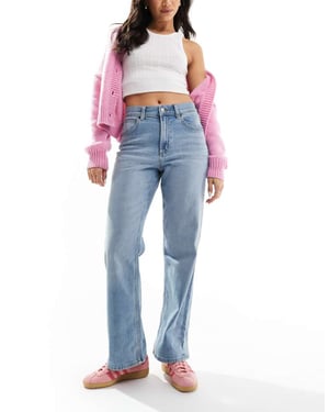 ASOS DESIGN comfort stretch straight leg jean in light wash