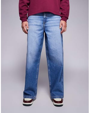 ASOS DESIGN lösa jeans i ljusblå tvätt
