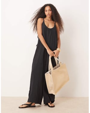 ASOS DESIGN dubbeltyg flätad knyt detaljer scoop neck jumpsuit i svart