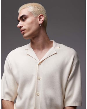 Topman stickad polo med omvänd krage i ecru