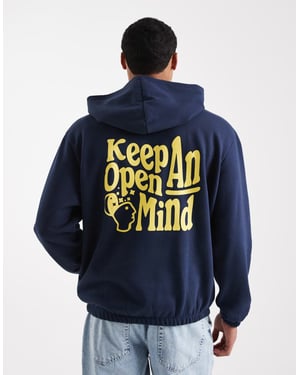 ASOS DESIGN hoodie med ryggtryck i marinblått