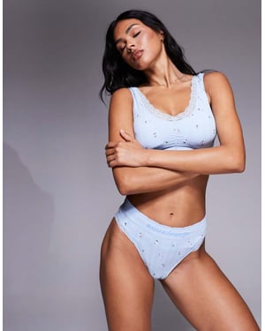Boux Avenue mönstrad punktstickad tanga i blått