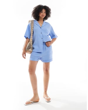 ASOS DESIGN cheesecloth-shorts med rå kantdetalj i blått
