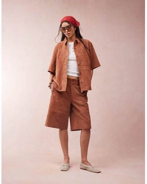 ASOS DESIGN mocka bermuda shorts-set i tan