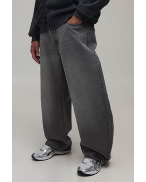 Extreme Barrel Fit Washed Jeans