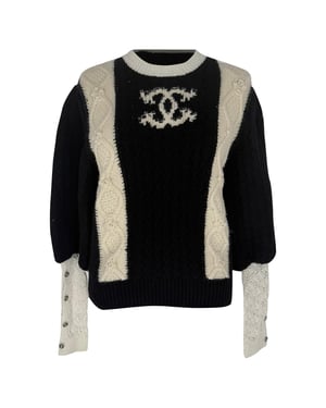 Chanel 21A Metiers D'Art Runway Pullover Sweater in Black Wool