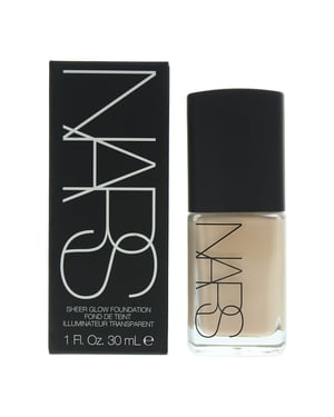 Nars Sheer Glow Light 2 Mont Blanc Foundation 30ml