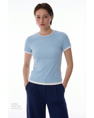 Women's Regular Fit Crew Neck T-Shirt
