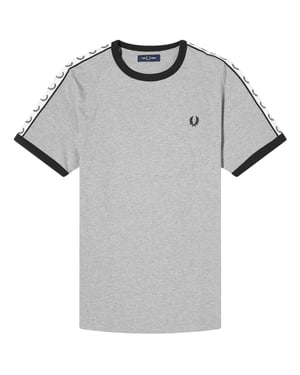 Fred Perry - T-shirt Med Tejpad Ringmönster I Stålfärgad Marmor