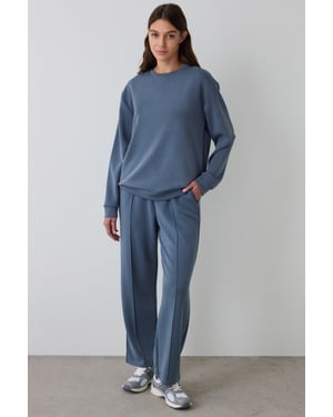 Oversized Ribbed Crew Neck Sweatshirt