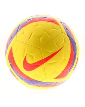 Nike Academy Team Footbal yellow