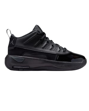 Nike Air Jordan Max Aura basketbalschoenen voor kinderen (Drievoudig zwart)