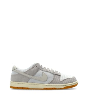 Dunk Low Retro SE sneakers