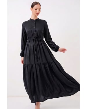 Gebuttonde Maxi Jurk met Ronde Hals en Tailleband