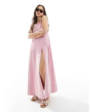Monki denim cami maxiklänning med fram split i rosa