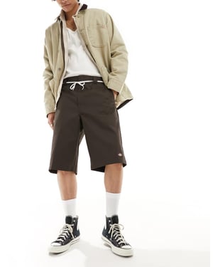 Dickies 13 tum skräddarsydda shorts i mörkbrun