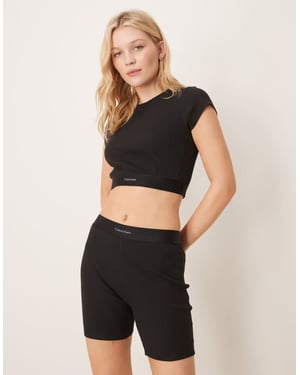 Calvin Klein ribbade legging shorts i svart