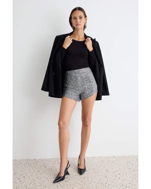 TRENDYOLMİLLA Dam Silverfärgad Enfärgad Slim fit Hög midja Shorts Bermudashorts