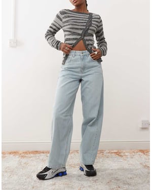 COLLUSION mid rise tapered jeans in mid wash - MBLUE