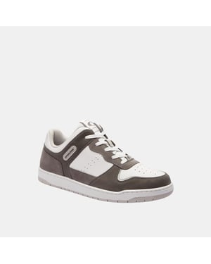 C201 Sneaker