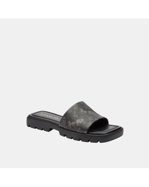 Florence Sandal With Horse And Carriage Print