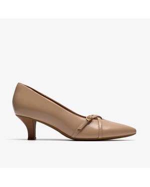 Kepley Star Beige Leather Shoes