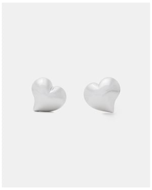 Amour Studs