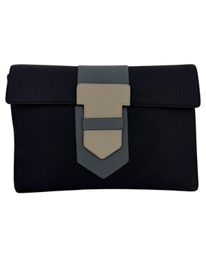 Delvaux texturerad kuvertväska i svart läder