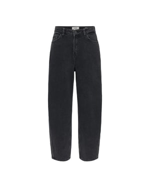 Only 153917 suzie