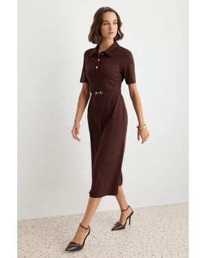 TRENDYOLMİLLA Dames Bruin Effen Midi Kort Casual A-lijn Jurken