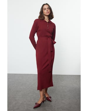 Trendyol Modest Dames Bordeaux Effen Maxi Lang Casual Recht Modest Jurken