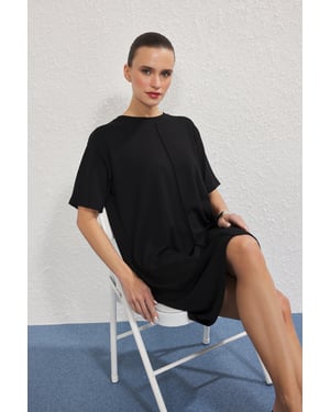 TRENDYOLMİLLA Dames Zwart Effen Kort / Mini Kort Casual Recht Jurken