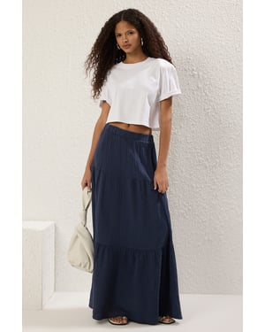 TRENDYOLMİLLA Dames Donkerblauw Effen Maxi Skater Rokken