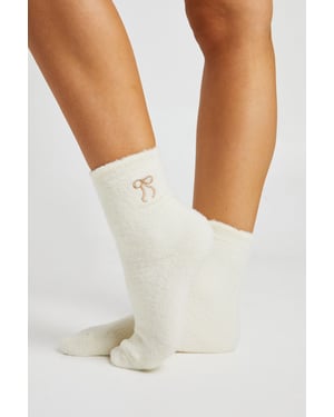 Embroidered Bow Detail Fluffy Socks 