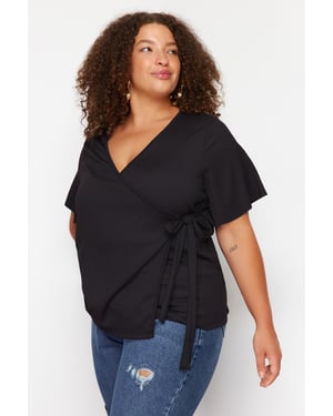 Trendyol Curve Dames Zwart Effen Kort Getailleerd Grote maten Blouses