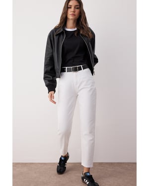 TRENDYOLMİLLA Dames Wit Effen Mom Hoge taille Jeans