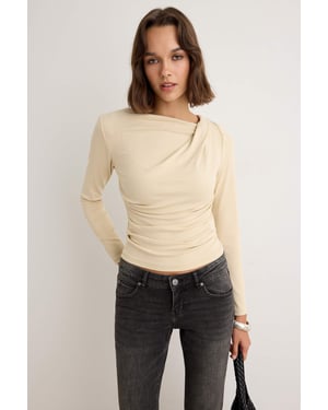 TRENDYOLMİLLA Dames Beige Effen Lang Getailleerd Blouses