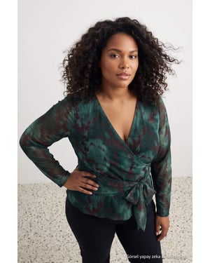Trendyol Curve Dames Kaki Bloemen Lang Getailleerd Grote maten Blouses