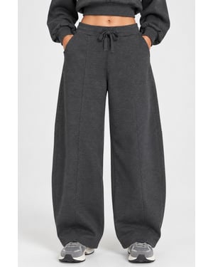 Barrel Fit Wide Leg Jogger Pants