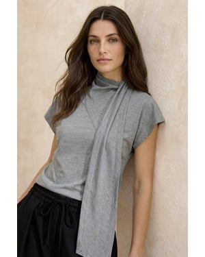 TRENDYOLMİLLA Dames Grijs Effen Kort Getailleerd Blouses